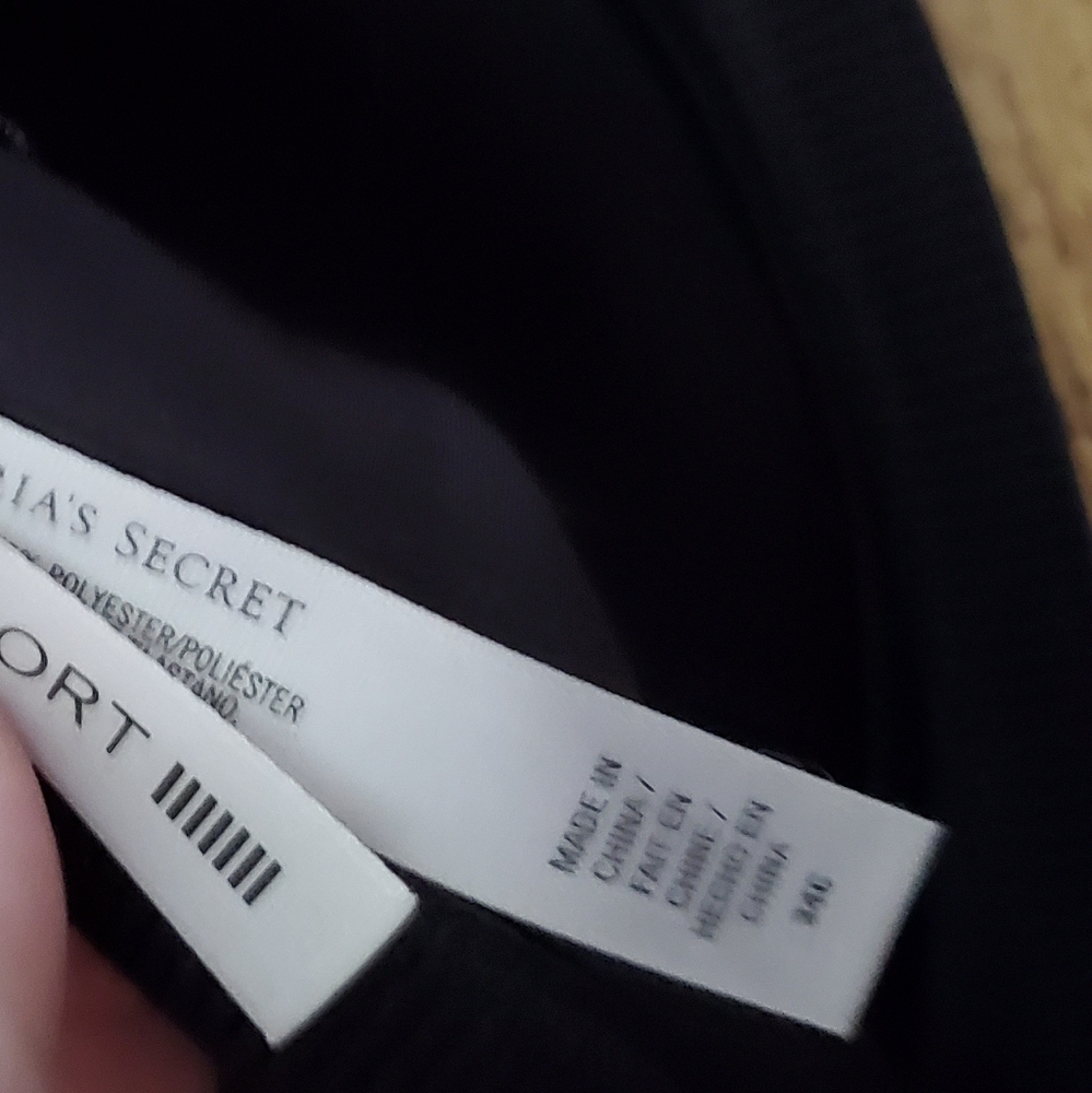 Victoria's secret sports bra - Picture 3 of 3